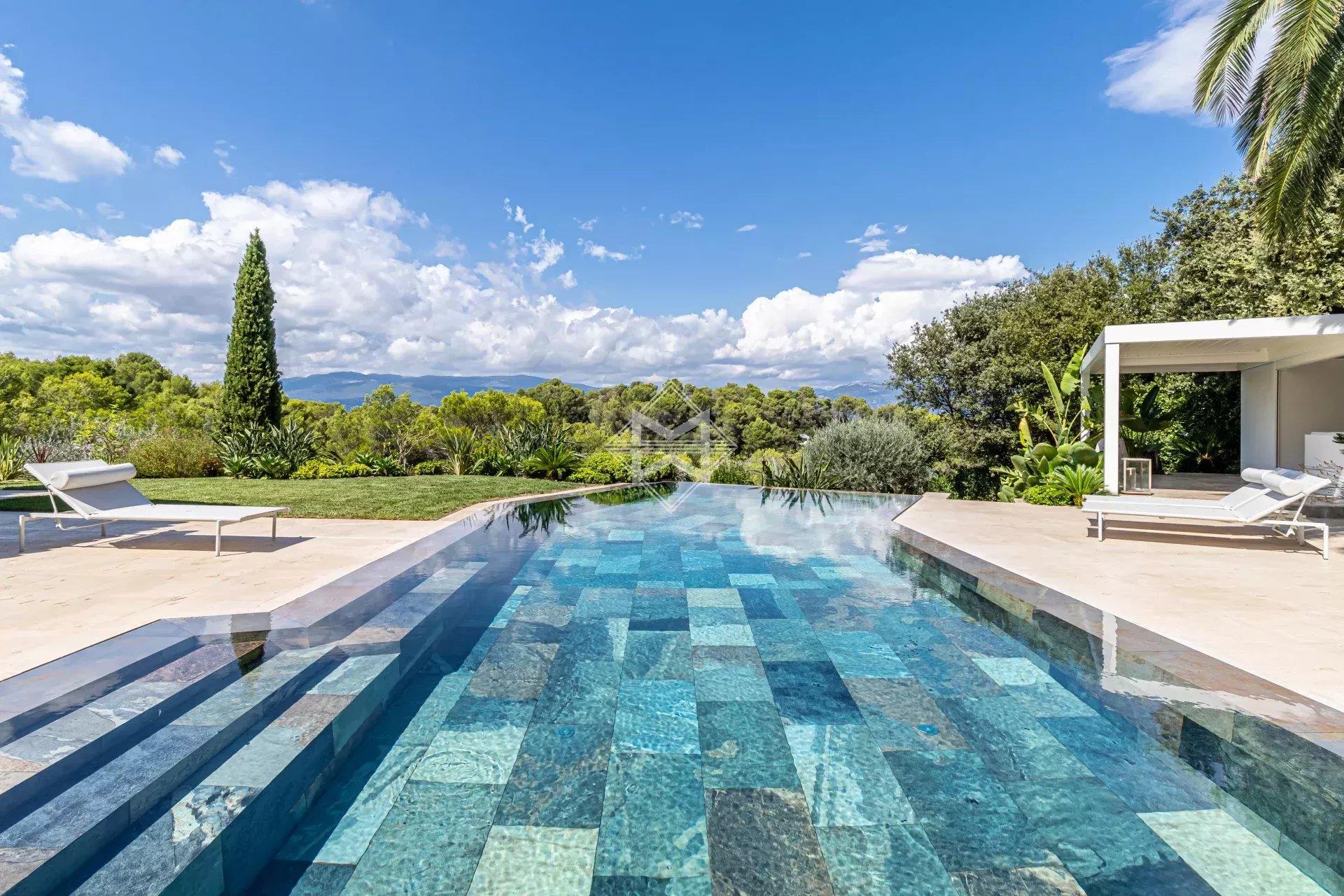 Maison à vendre, 345m², Mougins