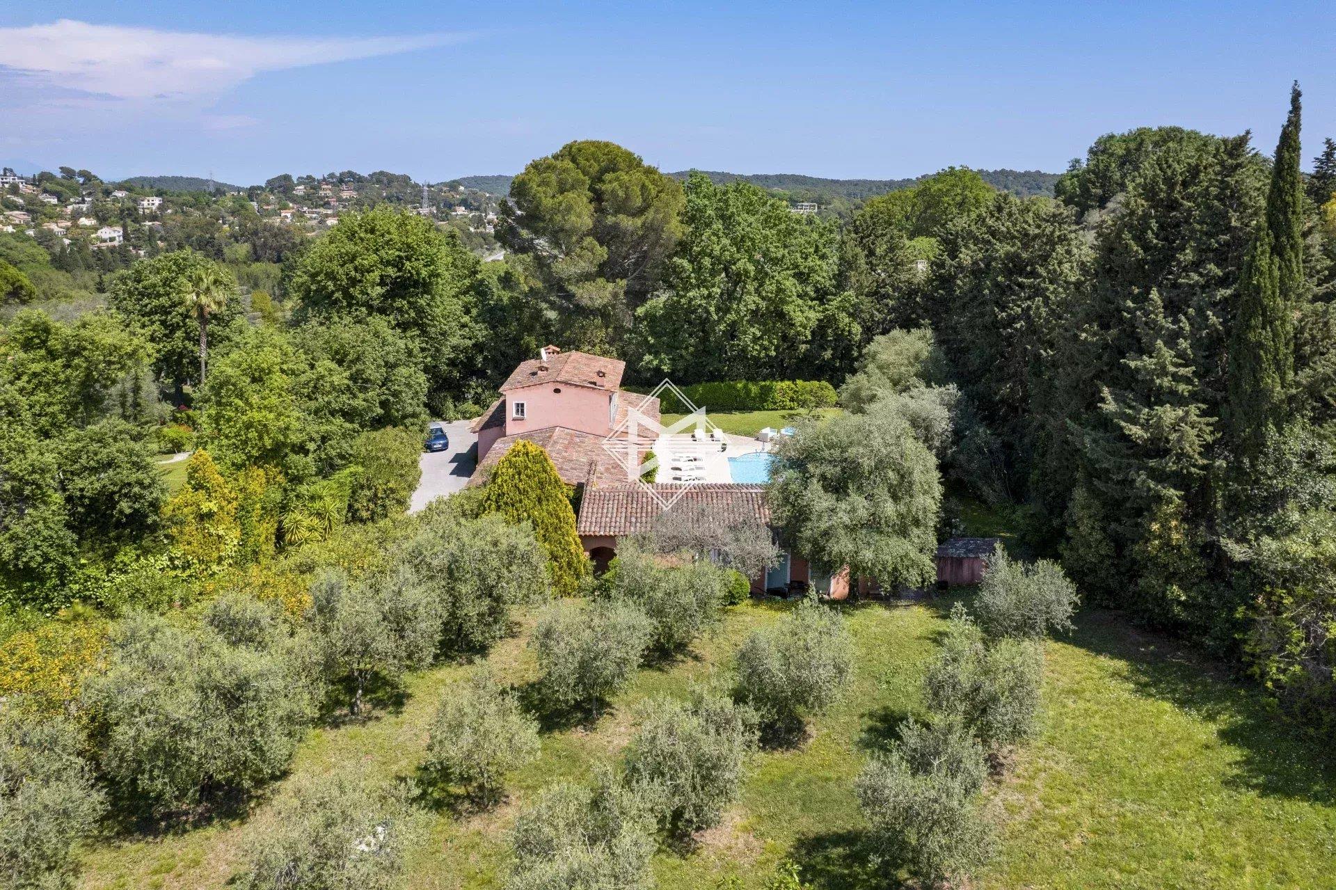 Maison à vendre, 227m², Mougins
