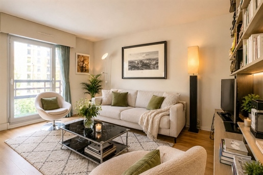 Appartement 4 pièces 70 m² · à Paris 19ème · 70 m² · 700 000 €