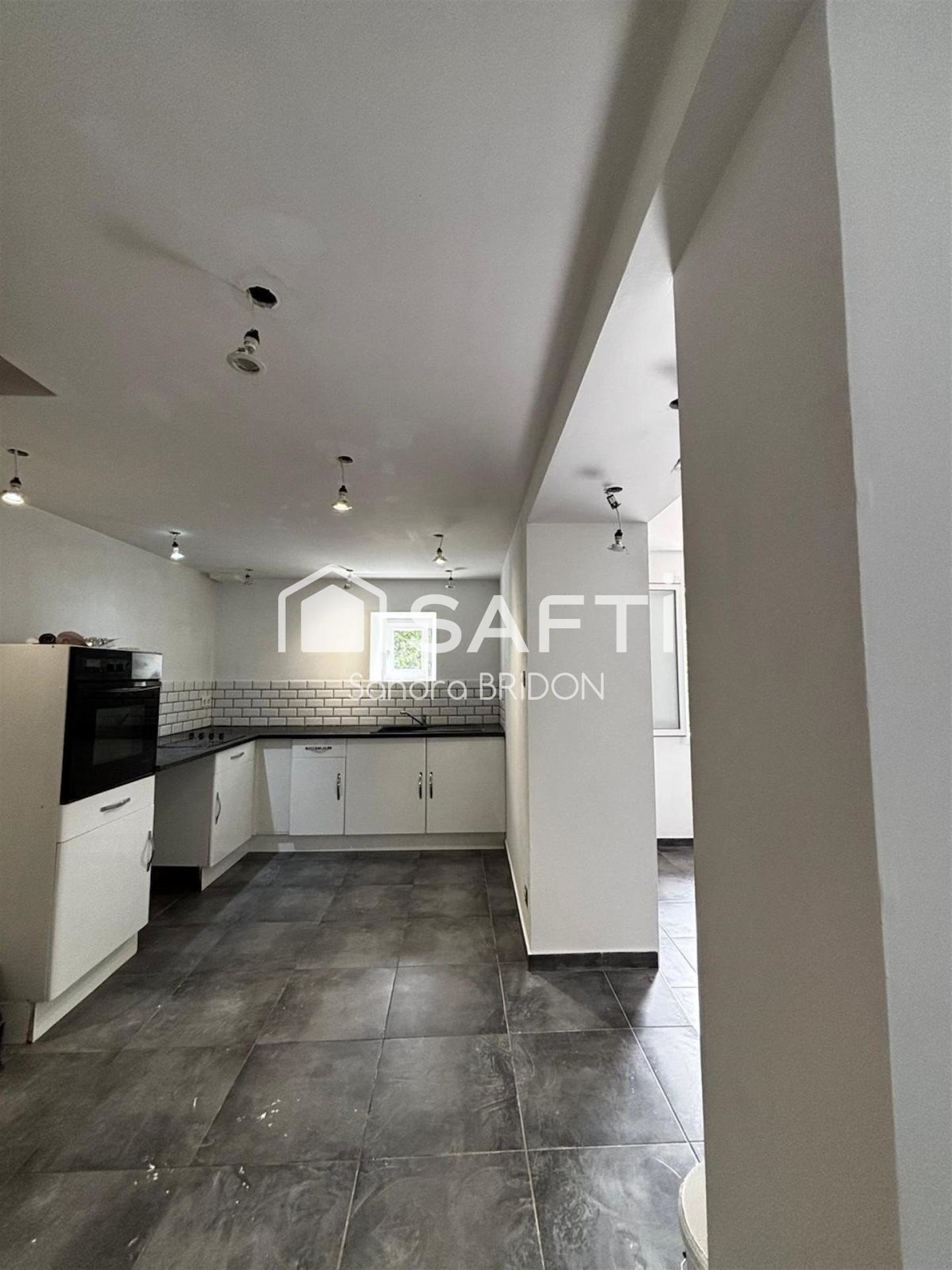Maison à vendre, 60m², Fox-Amphoux