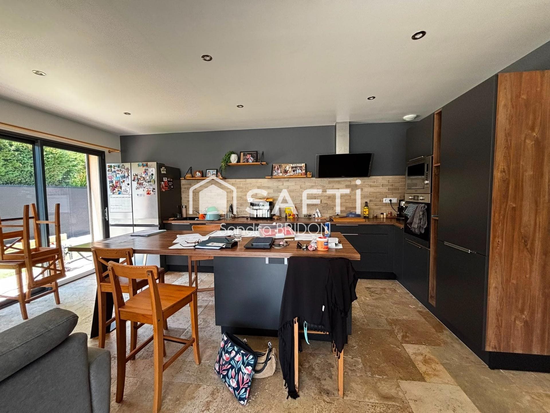 Maison à vendre, 86m², Forcalqueiret