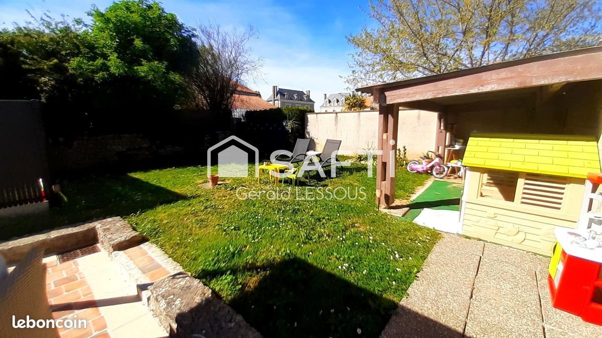 Maison à vendre, 115m², Lavoux