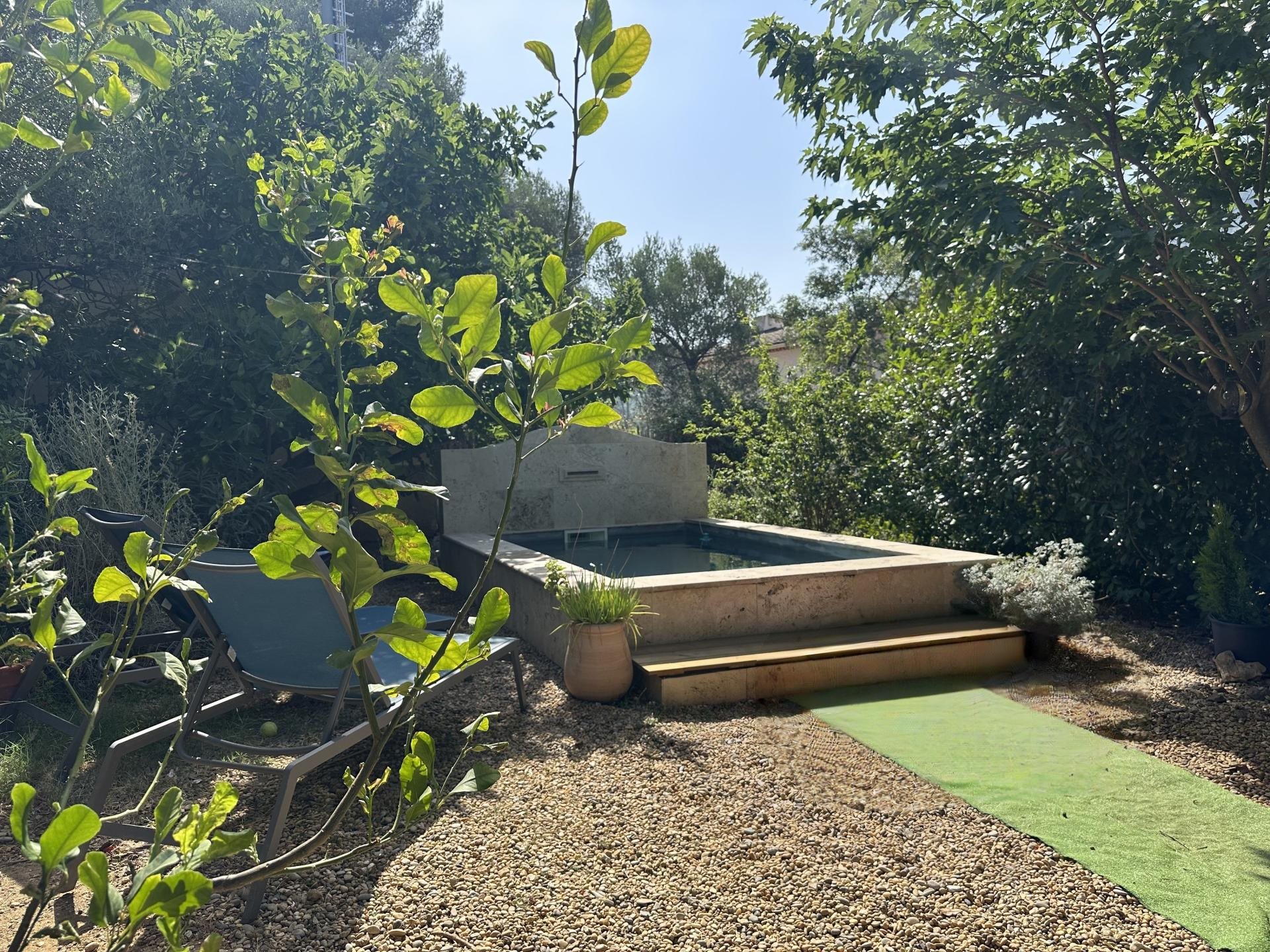 Maison à vendre, 110m², Le Revest-les-Eaux
