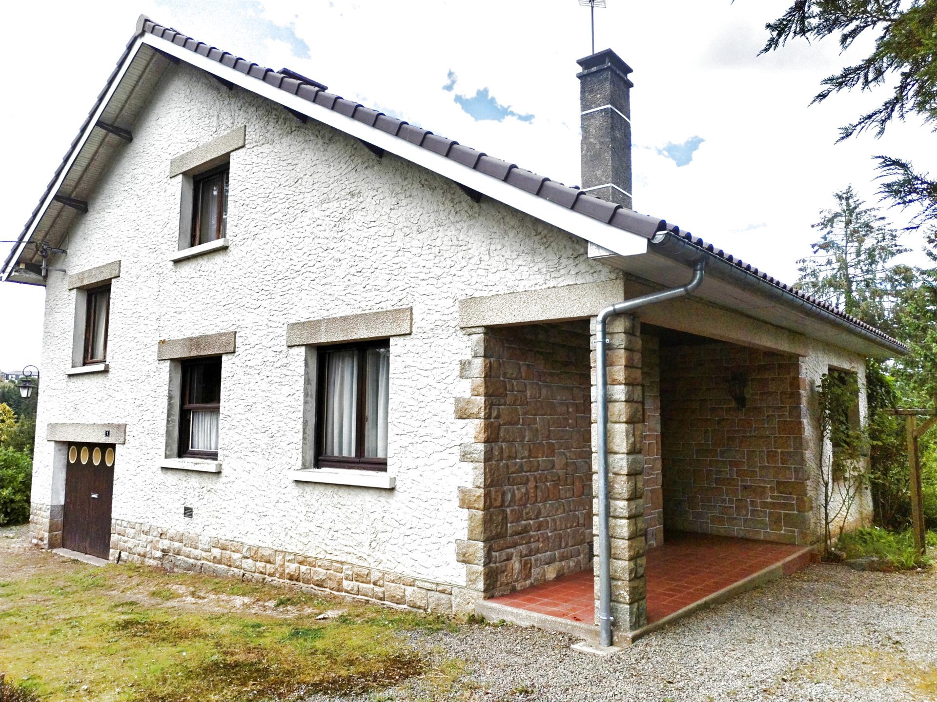 Maison à vendre, 120m², Lécousse
