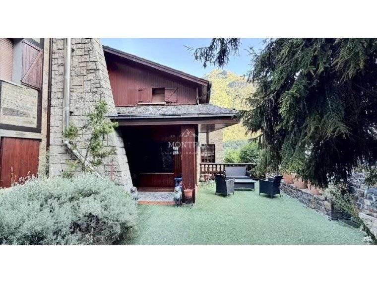5-bedroom property for sale in Andorra la Vella · 2 of 3