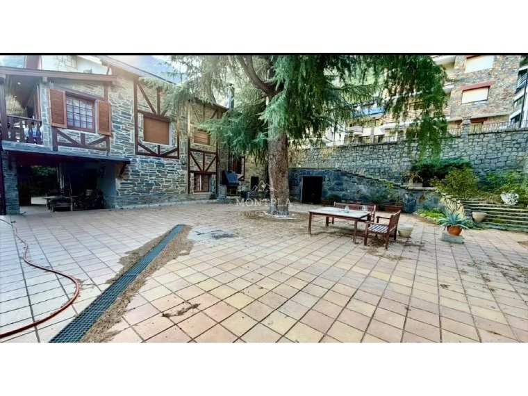 5-bedroom property for sale in Andorra la Vella · 3 of 3