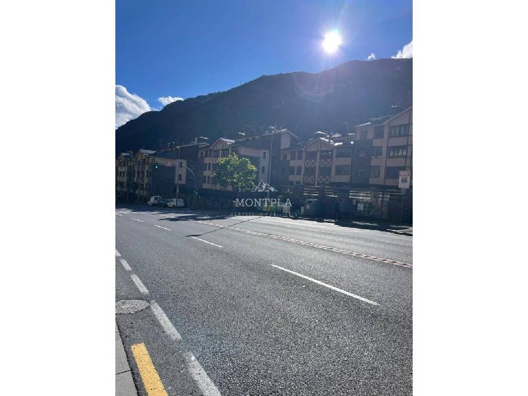 3-bedroom flat for sale in Encamp · 6 of 29