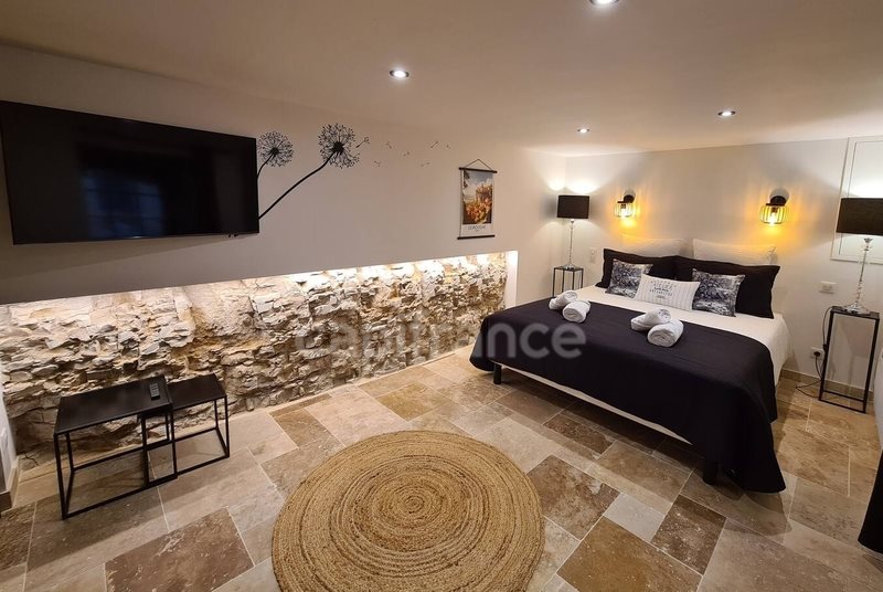 Maison à vendre, 220m², Saint-Cybranet