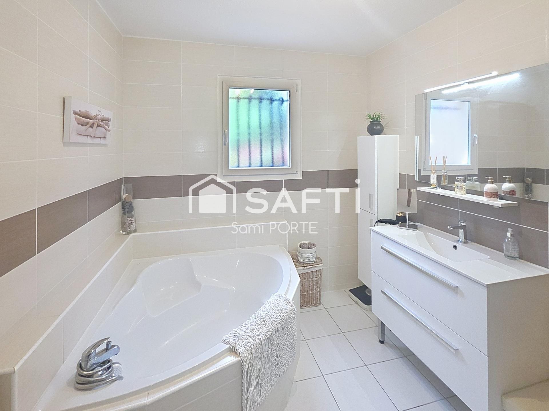 Maison à vendre, 162m², La Saulce