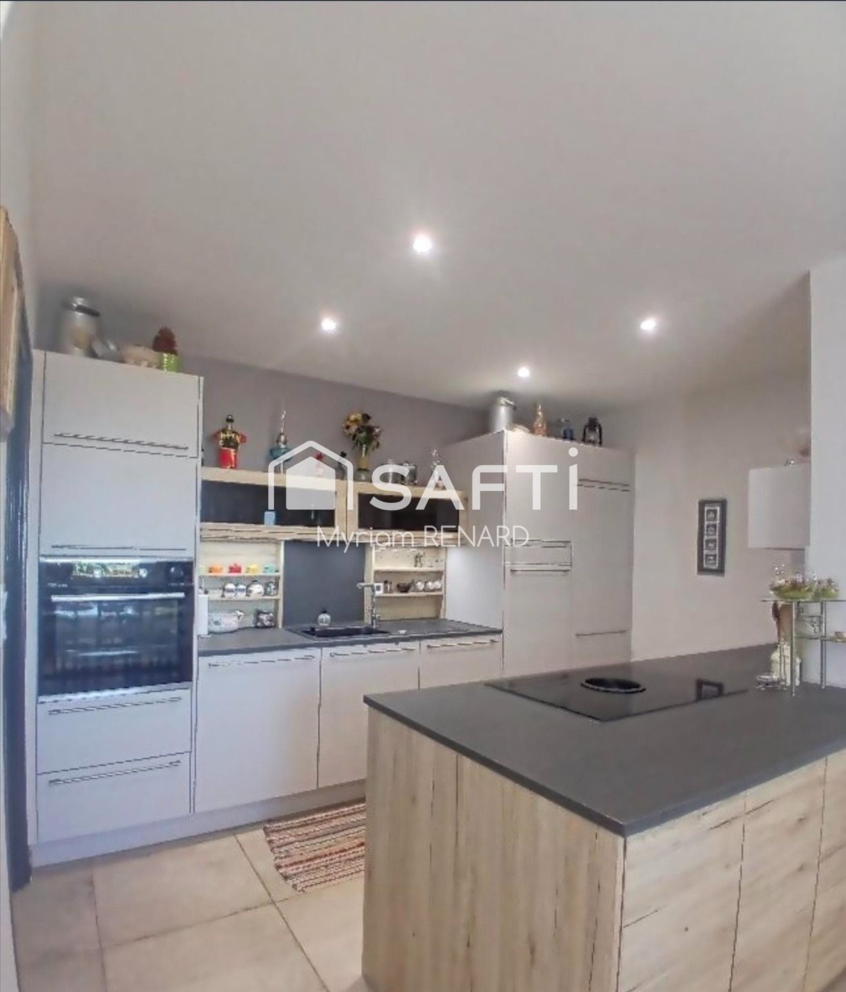 Maison à vendre, 118m², Saint-Laurent-de-Cognac