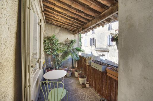 Maison 3 pièces 100 m² · à Arpaillargues-Et-Aureillac · 100 m² · 275 000 €