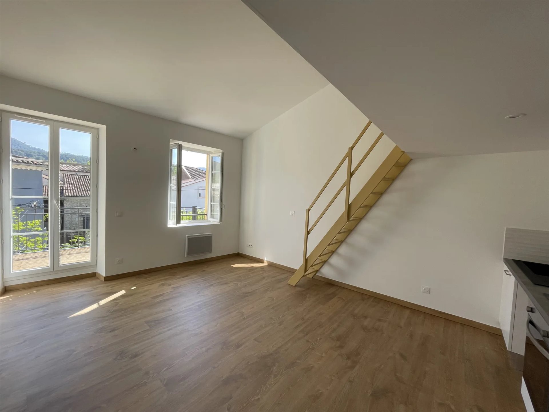 Appartement à louer, 49m², La Roque-d'Anthéron