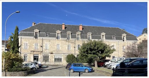 Maison 2100 m² · à Villefranche-de-Rouergue · 2 100 m² · 627 000 €