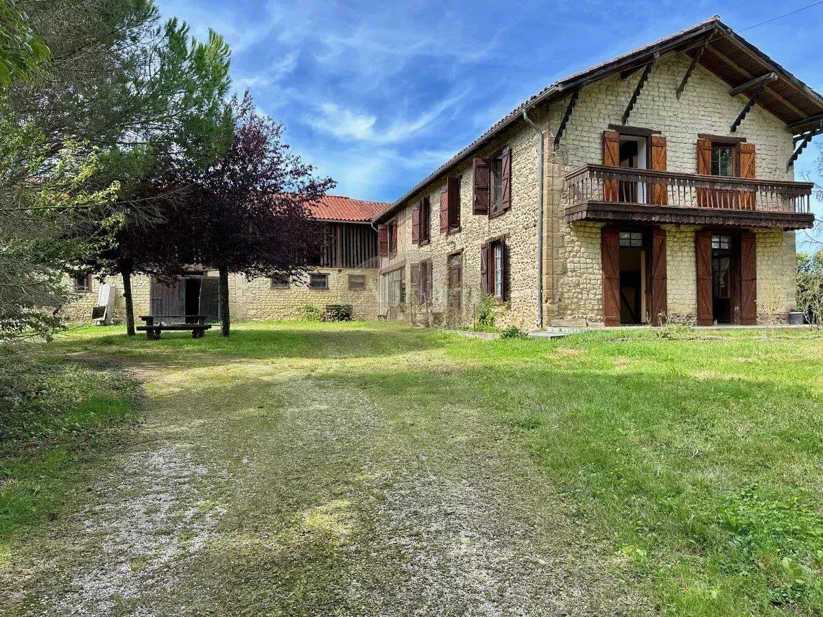 Maison à vendre, 170m², Monléon-Magnoac