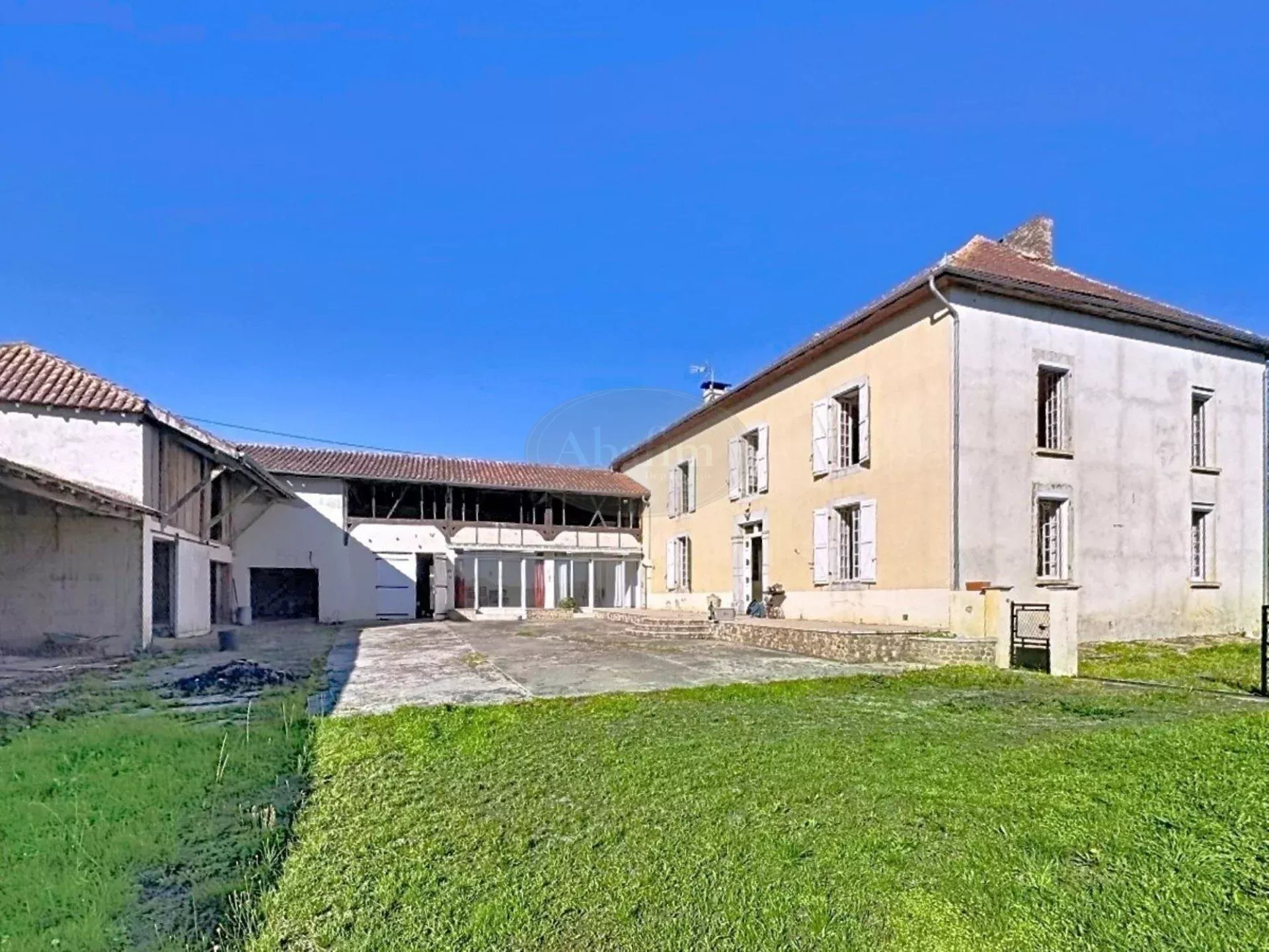 Maison à vendre, 300m², Trie-sur-Baïse