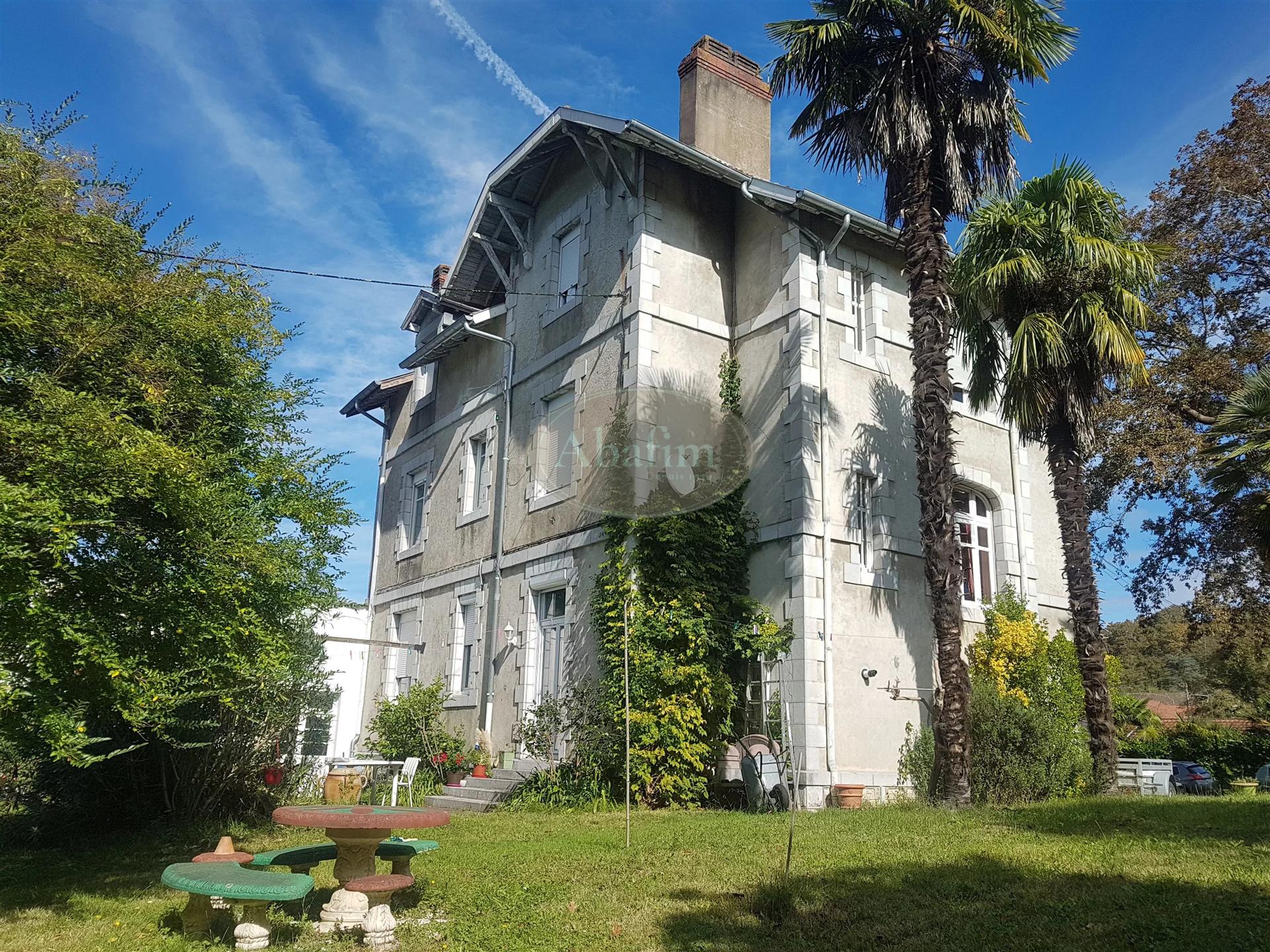 Maison à vendre, 284m², Salies-de-Béarn