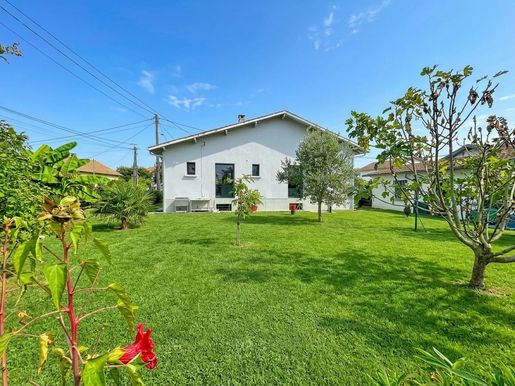 Maison 6 pièces 139 m² · à Tarbes · 139 m² · 263 000 €