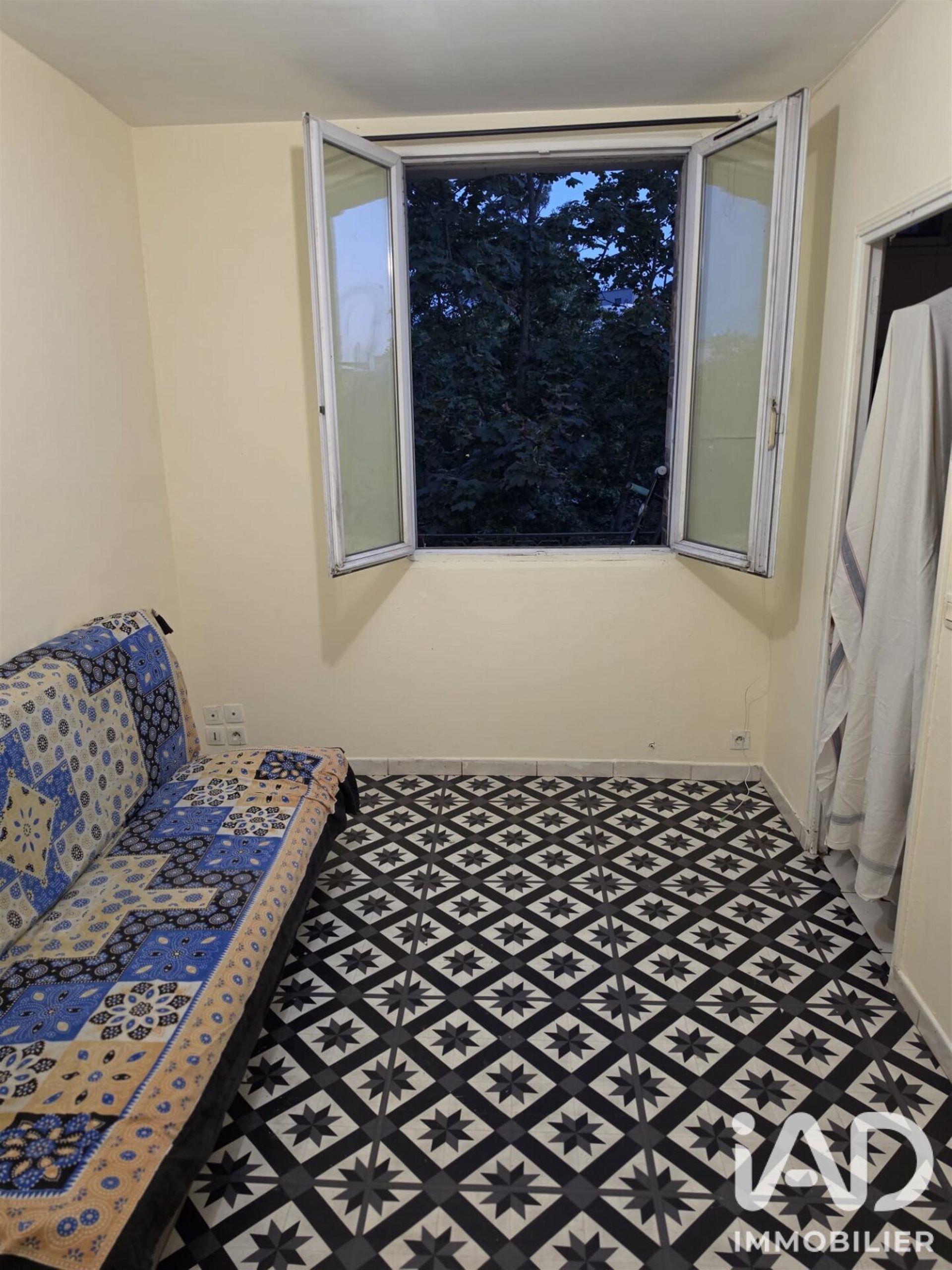 Appartement à vendre, 28m², Le Bourget