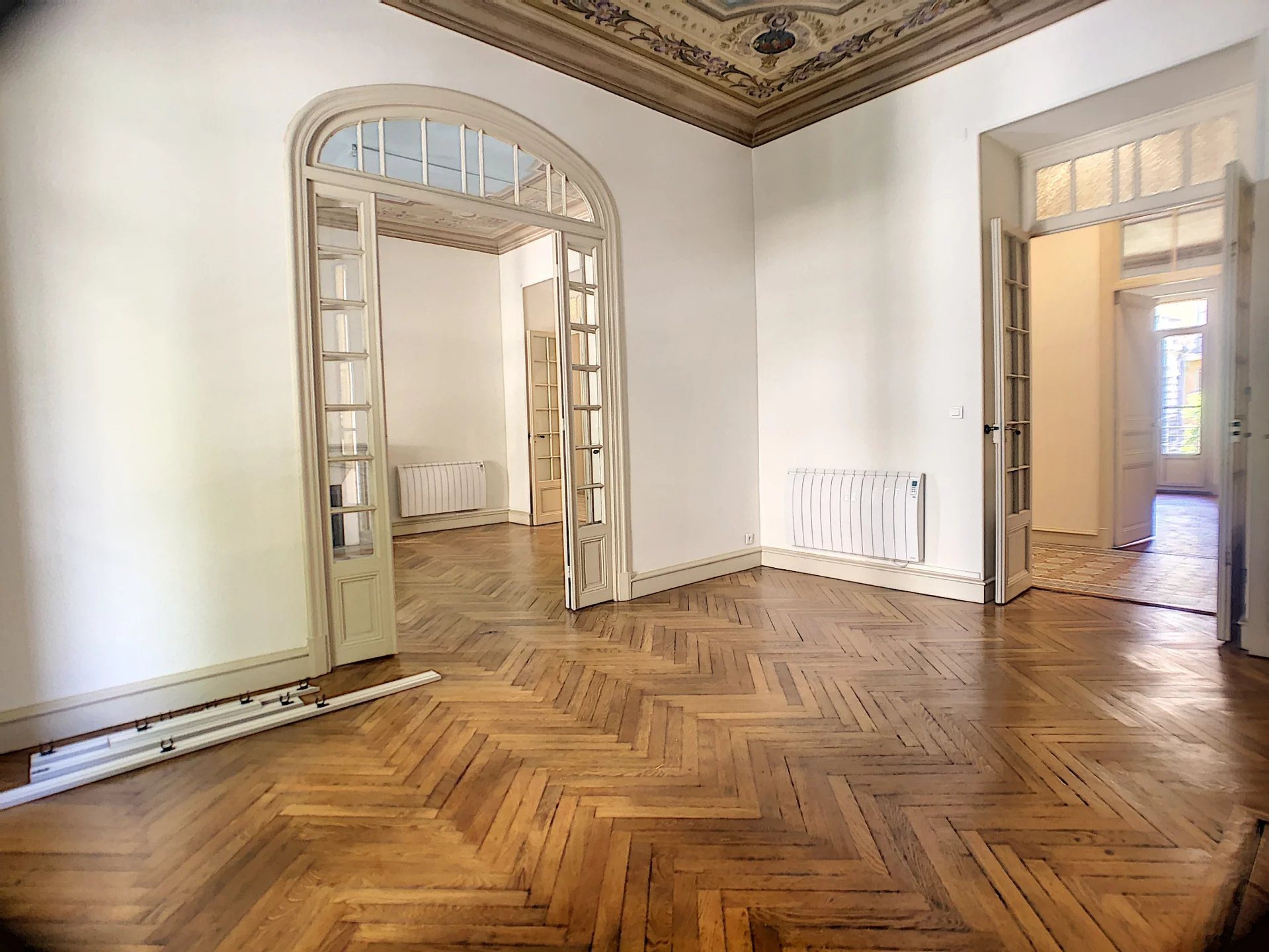 Appartement à louer, 167m², Nice