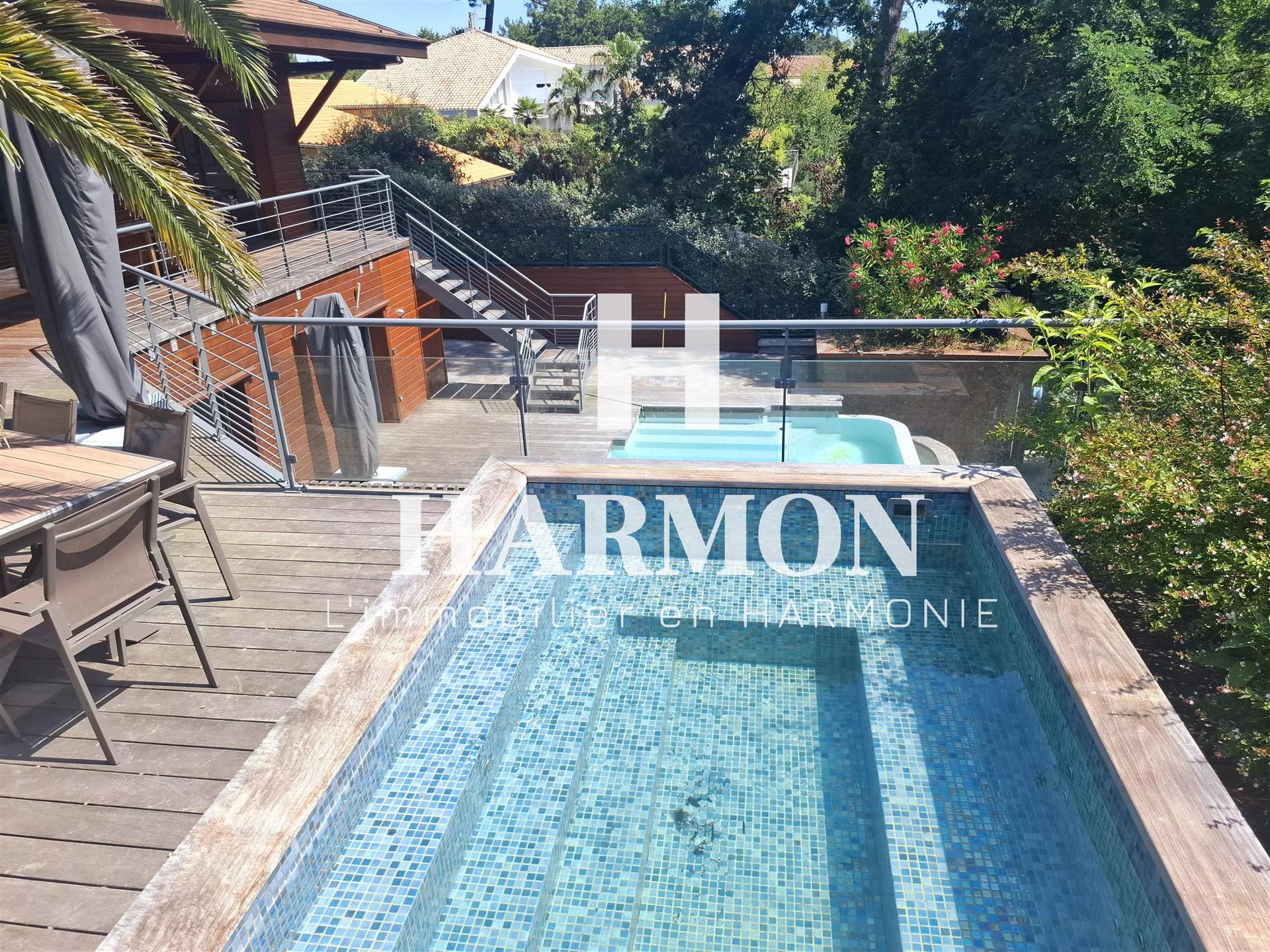 Maison à vendre, 450m², Arcachon