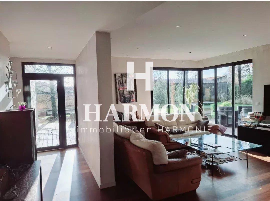 Maison à vendre, 177m², Saint-Selve