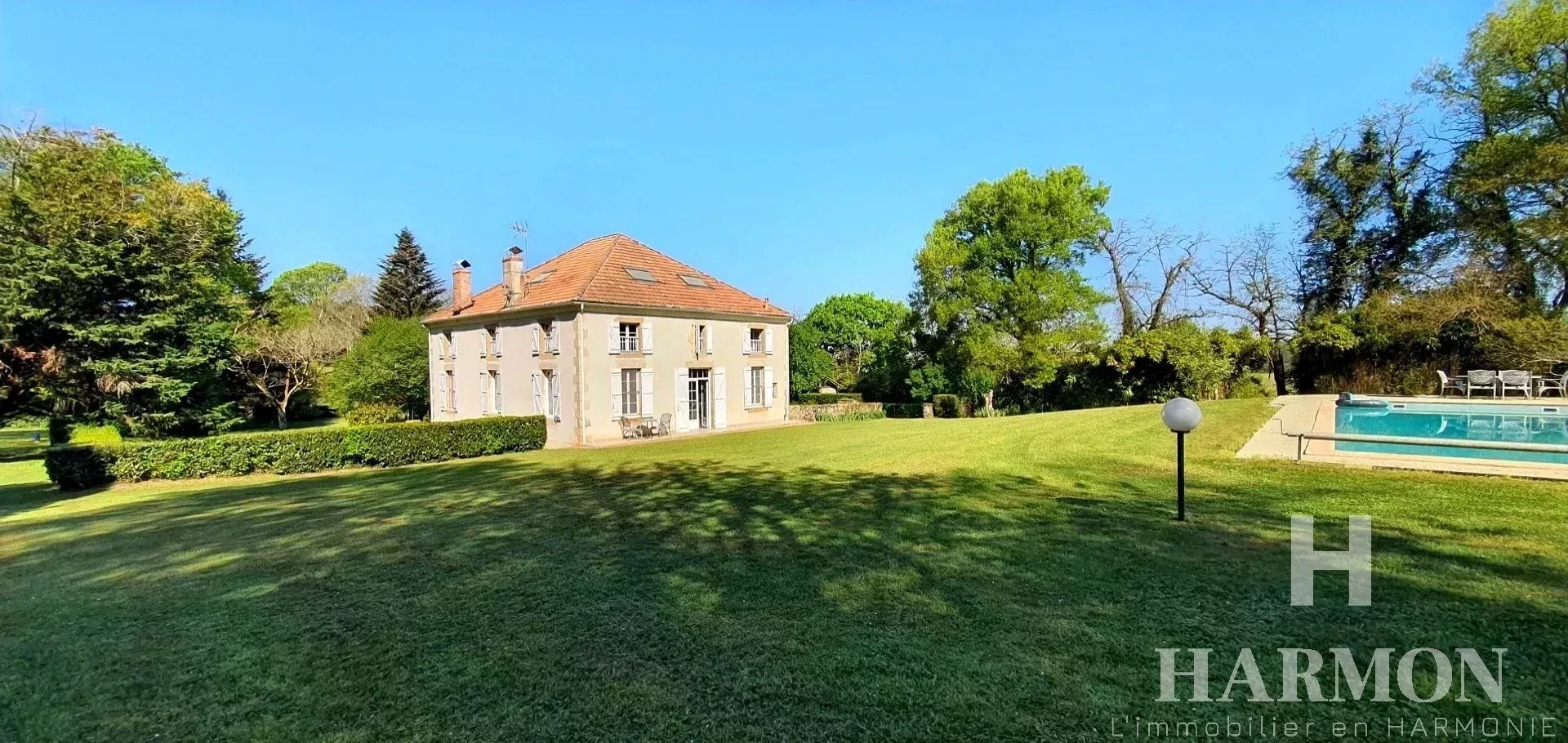 Maison à vendre, 307m², Mont-de-Marsan