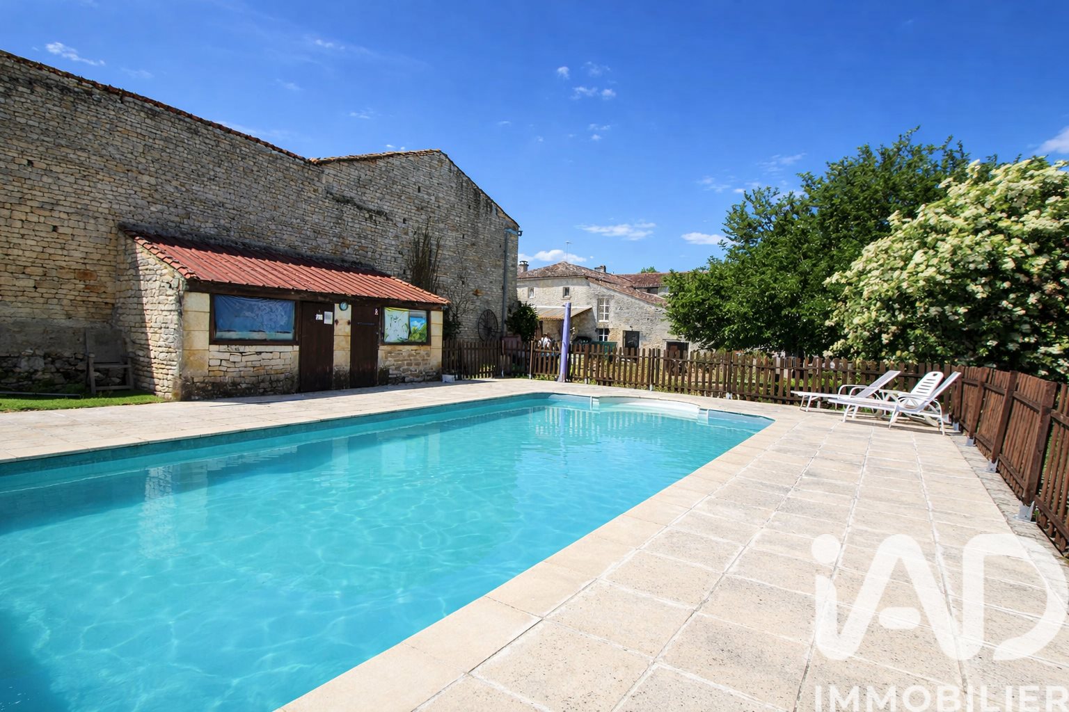 Maison à vendre, 226m², Saint-Fraigne