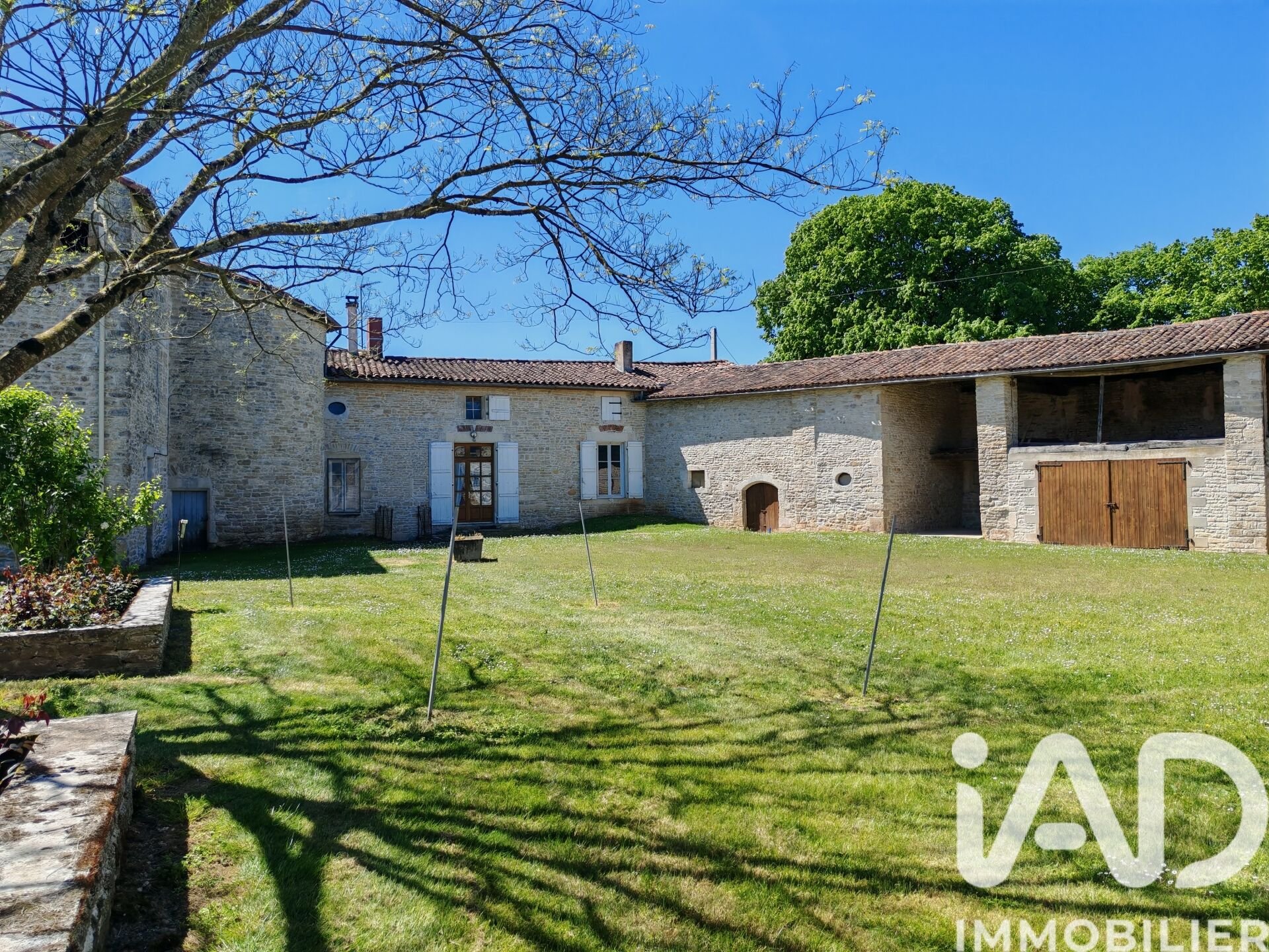 Maison à vendre, 188m², Villefagnan