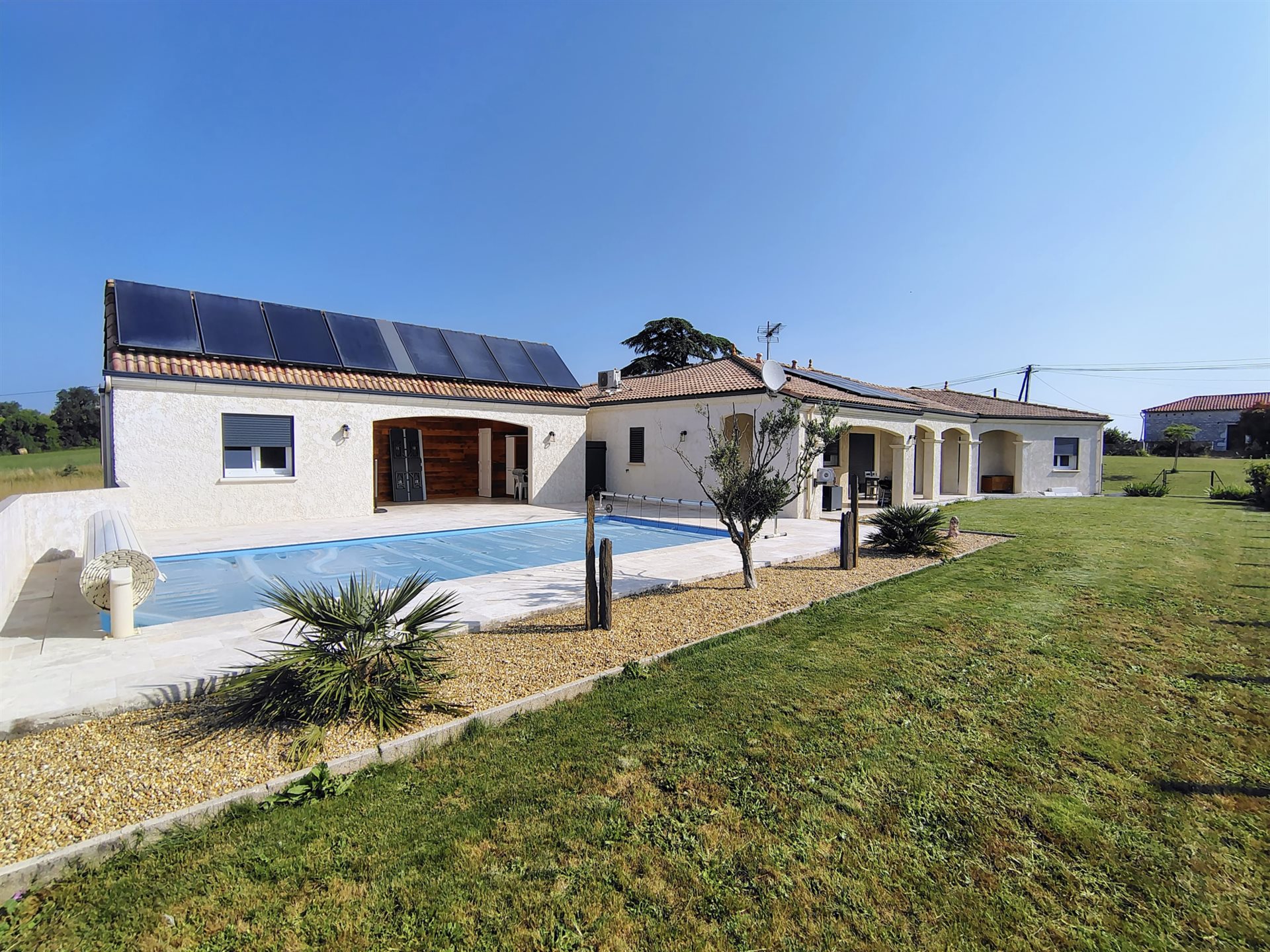 Maison à vendre, 119m², Montaigu-de-Quercy