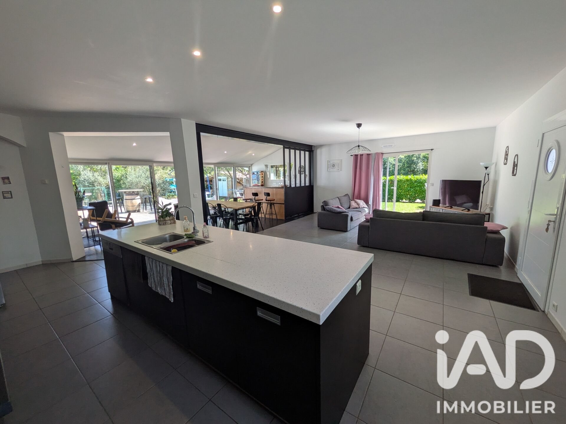 Maison à vendre, 190m², Saubrigues
