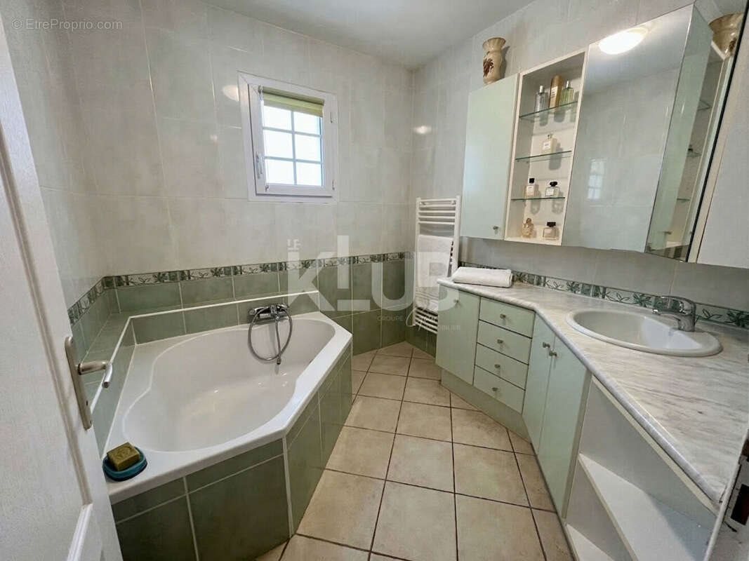Maison à vendre, 124m², La Valette-du-Var