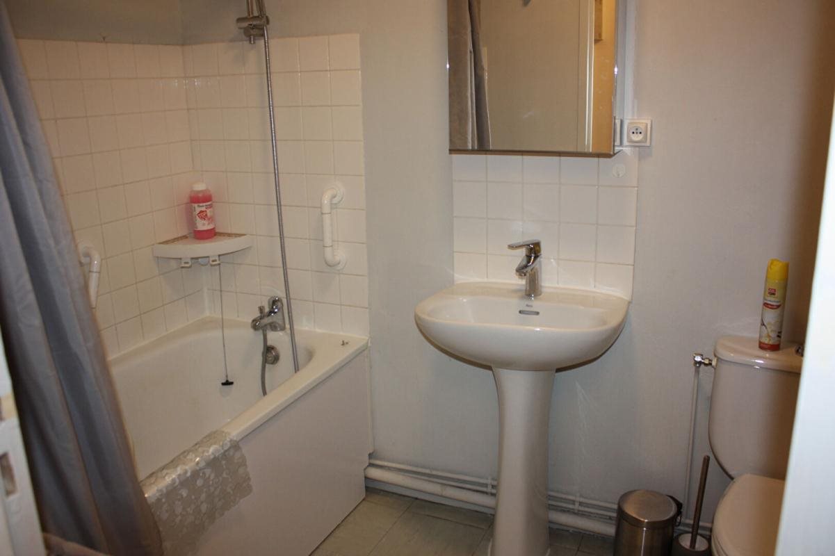 Appartement à louer, 24m², Lardy