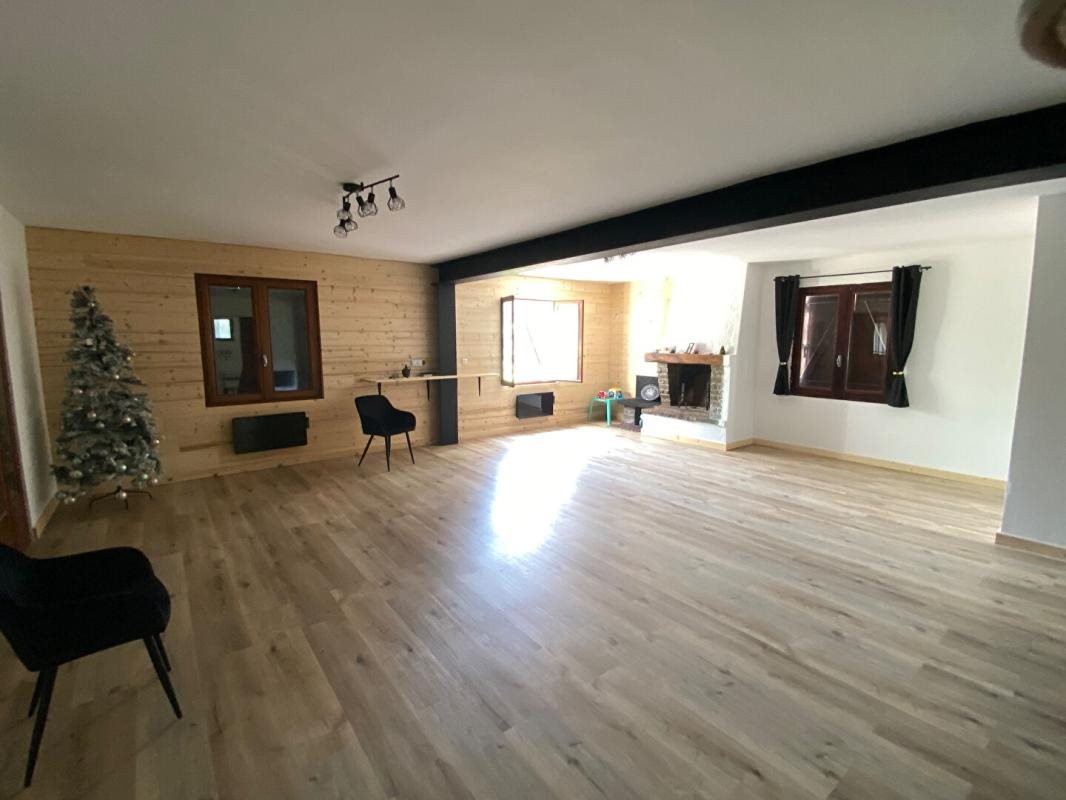 Maison à vendre, 158m², Estoublon