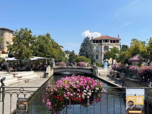 Local commercial — L'Isle-sur-la-Sorgue (Vaucluse) · 198 000 €