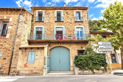 Maison 6 pièces 219 m² · à Roquebrun · 219 m² · 525 000 €
