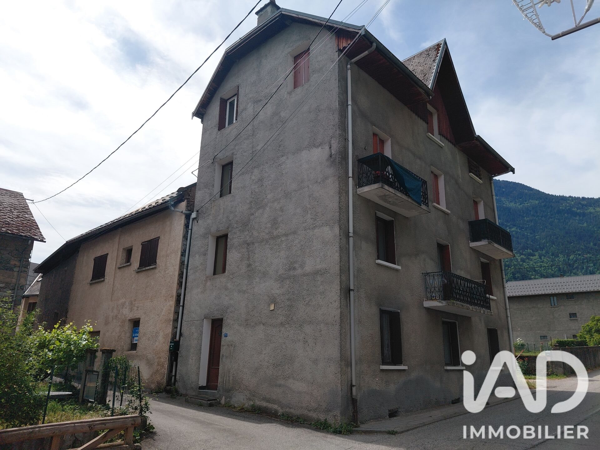 Maison à vendre, 186m², Saint-Etienne-de-Cuines