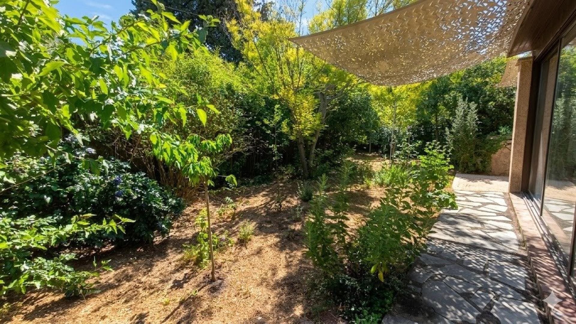 Maison à vendre, 76m², Brignoles