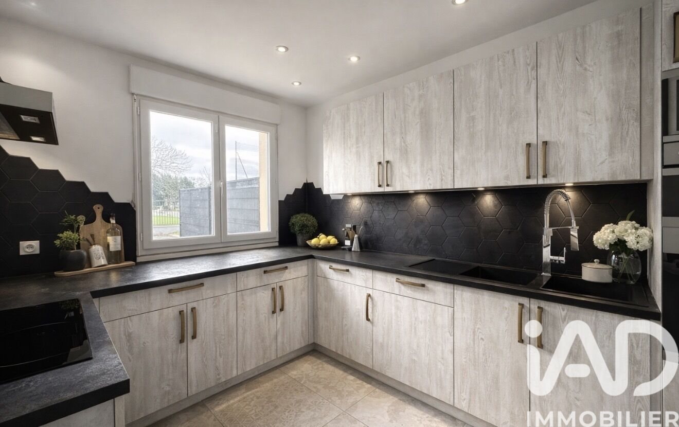 Maison à vendre, 109m², Mandres-les-Roses