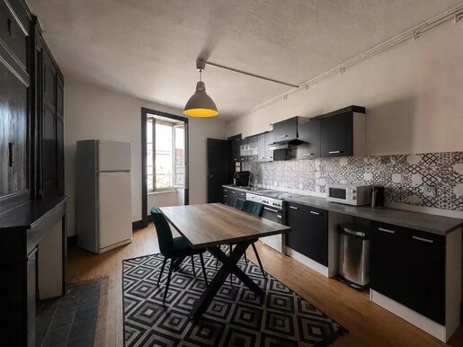 Appartement 2 pièces 69 m² · à Lons-le-Saunier · 69 m² · 98 000 €