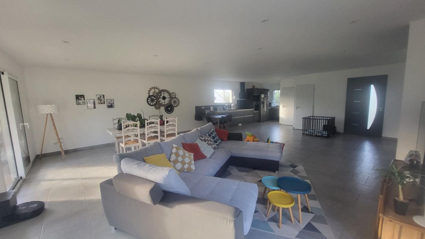 Maison à vendre, 146m², Roussennac