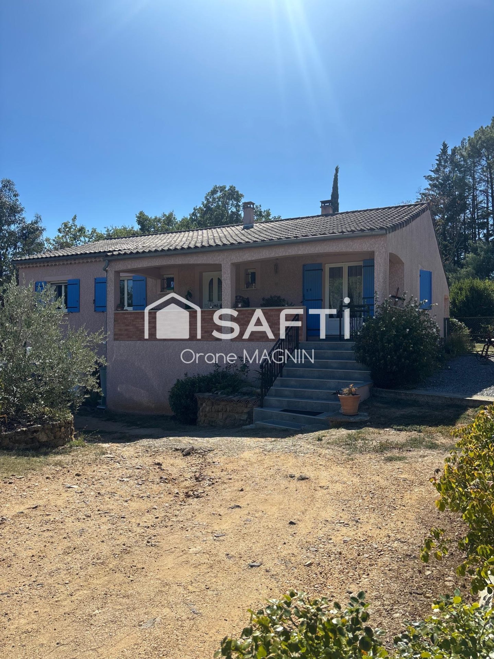Maison à vendre, 137m², Lablachère