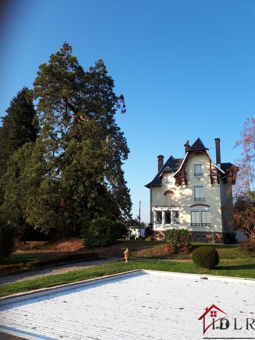 Maison à vendre, 204m², Luxeuil-les-Bains