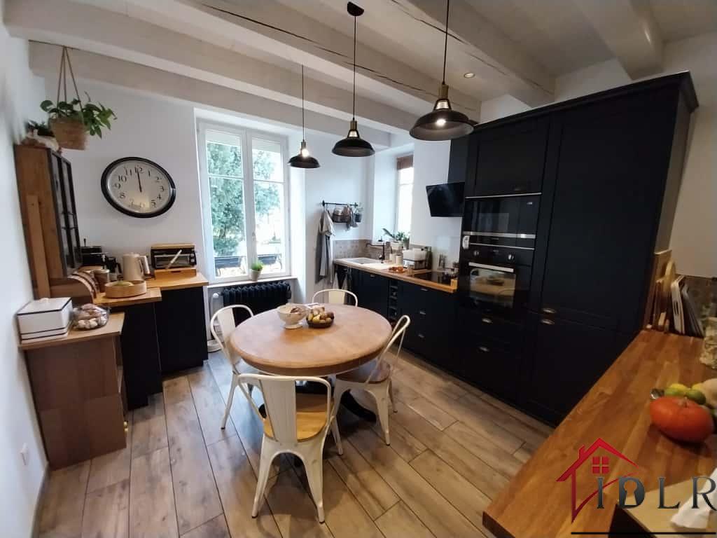 Maison à vendre, 204m², Luxeuil-les-Bains