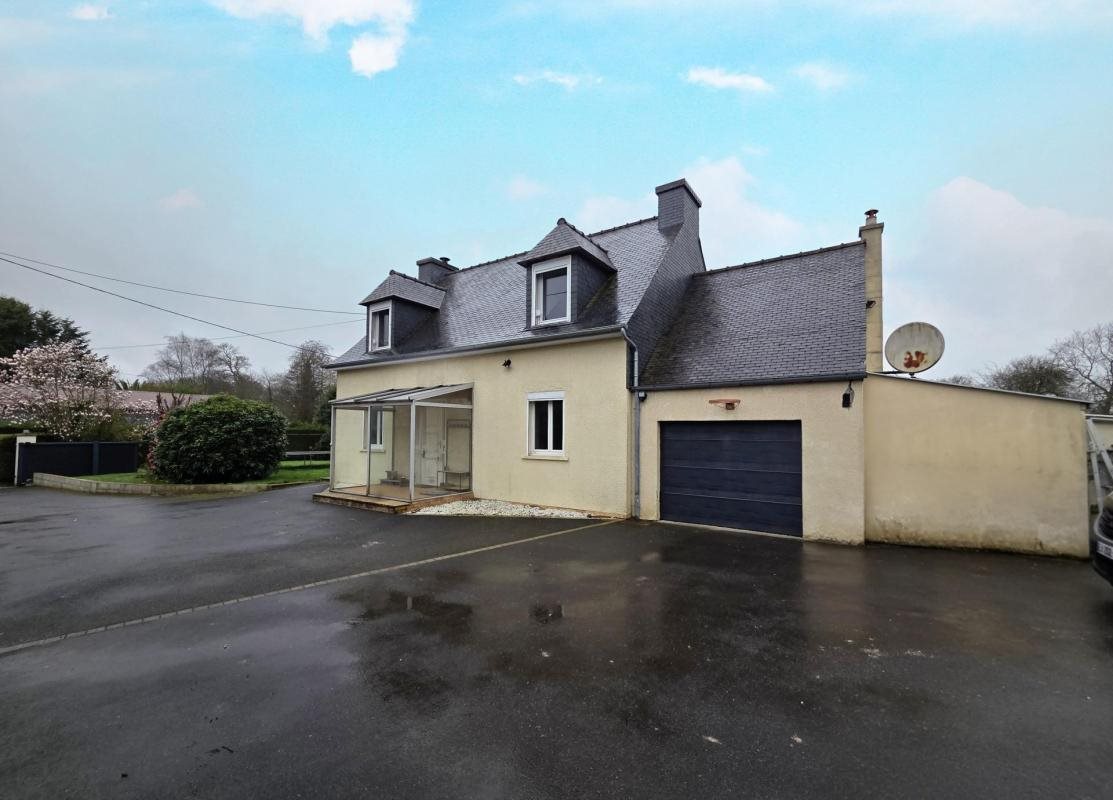 Maison à vendre, 106m², Bégard