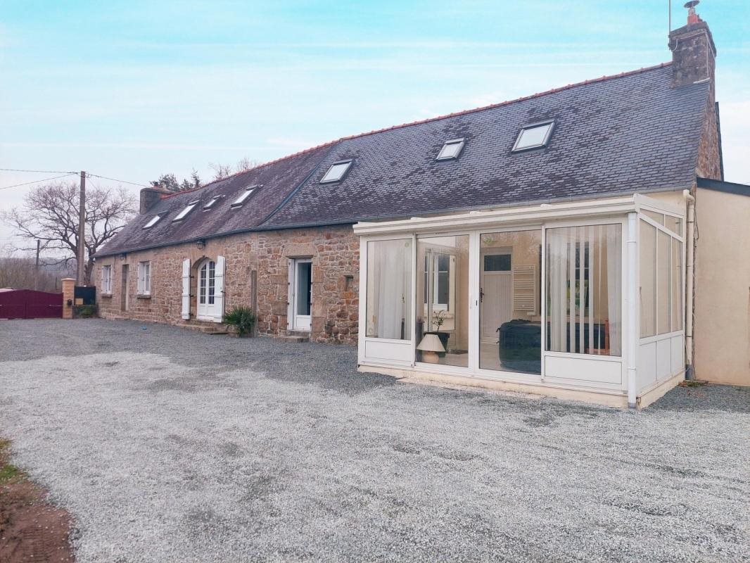 Maison à vendre, 160m², Plounévez-Moëdec