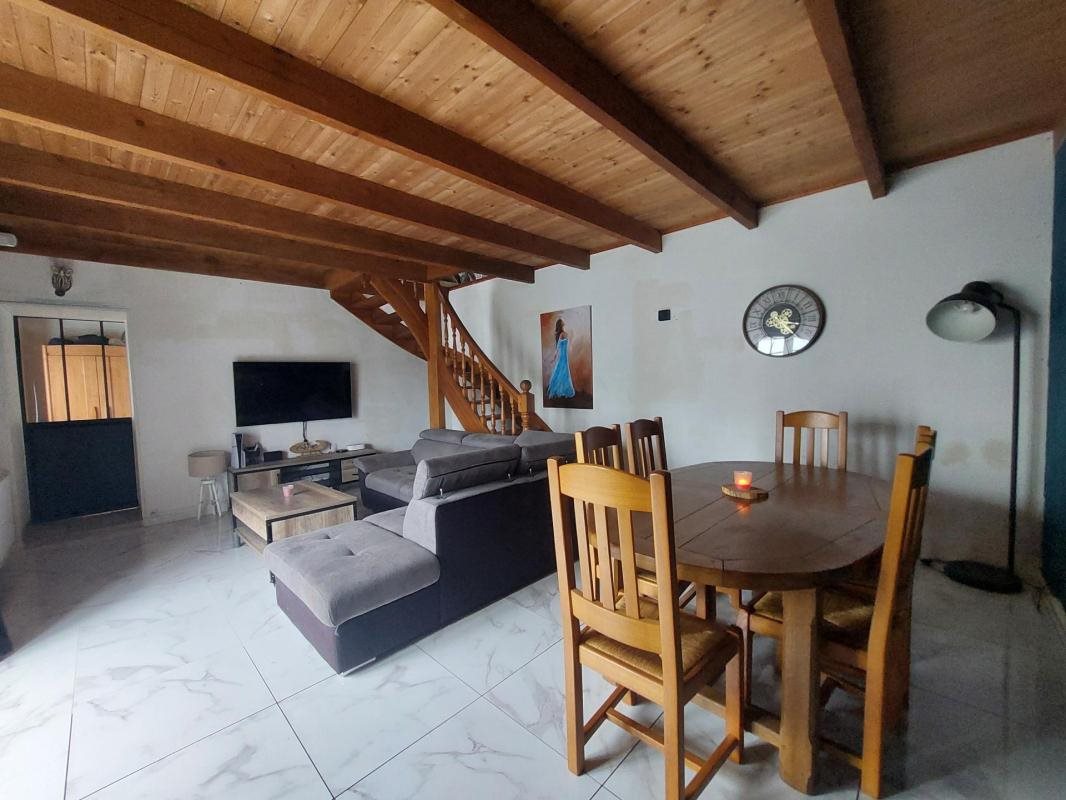 Maison à vendre, 160m², Plounévez-Moëdec