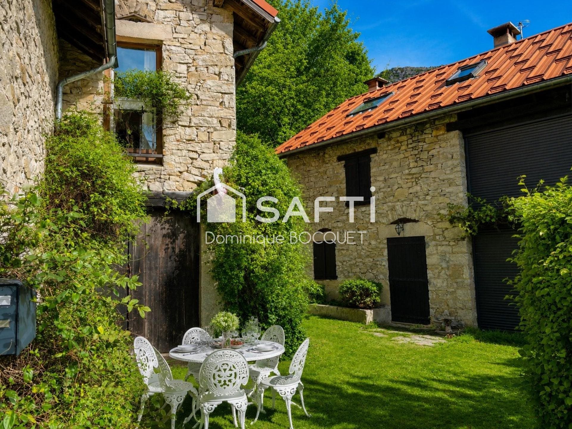 Maison à vendre, 293m², Rencurel (Les Coulmes)