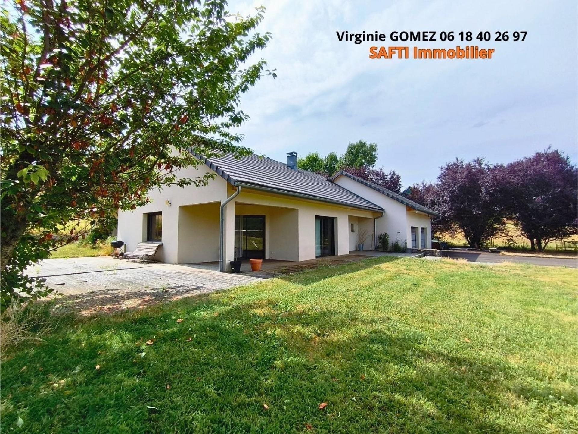 Maison à vendre, 223m², Aydat