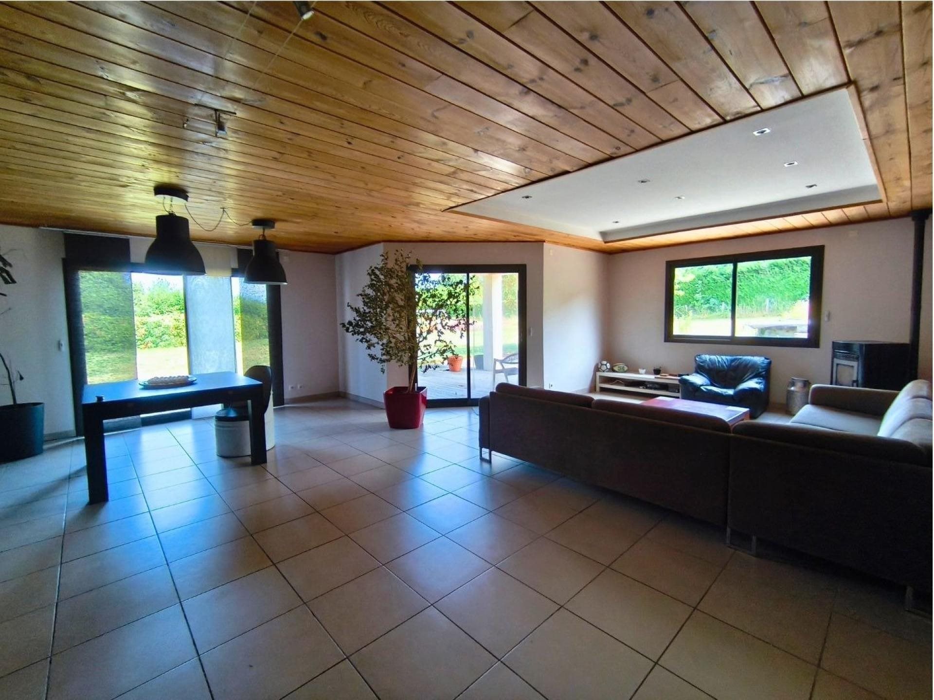 Maison à vendre, 223m², Aydat