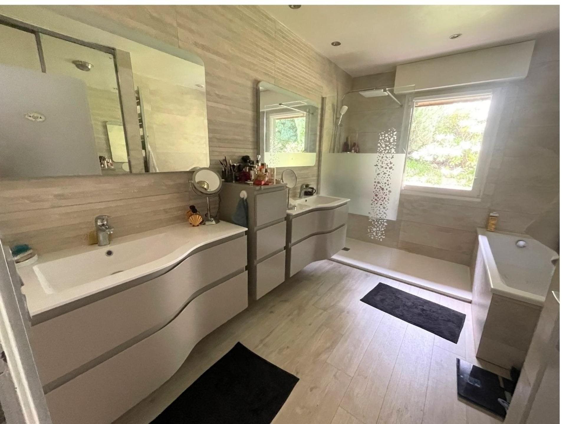 Maison à vendre, 204m², Aydat
